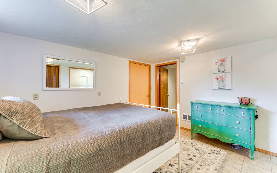 Photo of Bedroom in Anderson Island