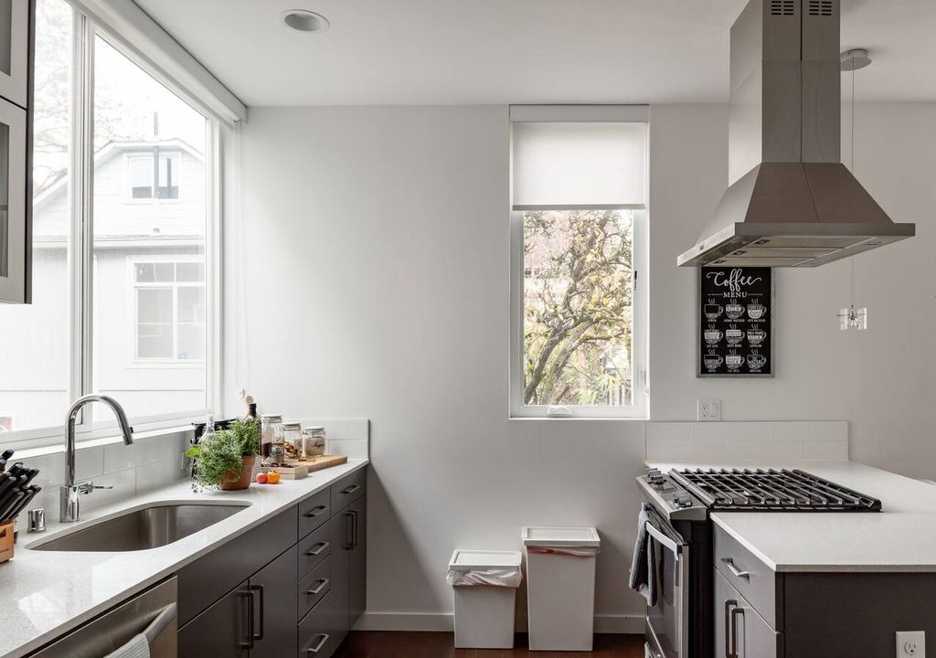 Photo of Kitchen in Squire Park