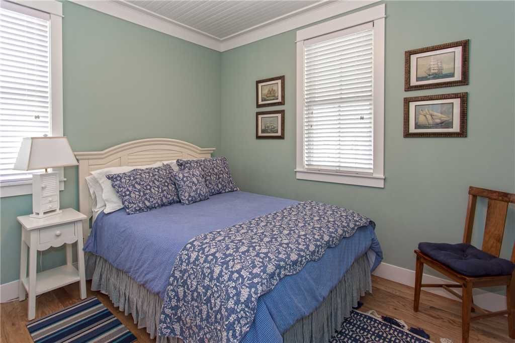 Photo of Bedroom in Seabrook