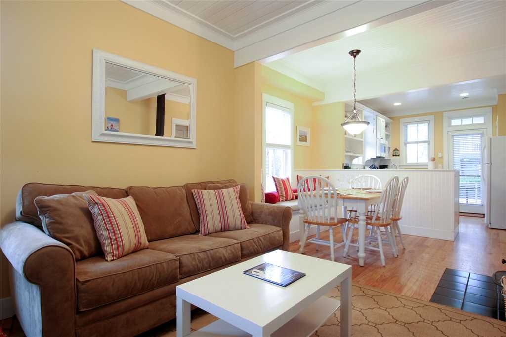 Photo of Livingroom in Seabrook