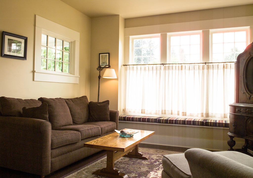 Photo of Livingroom in Port Gamble
