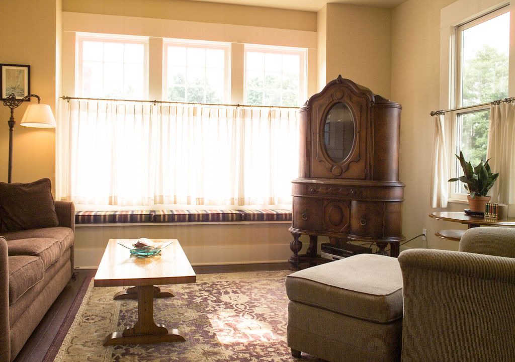Photo of Livingroom in Port Gamble