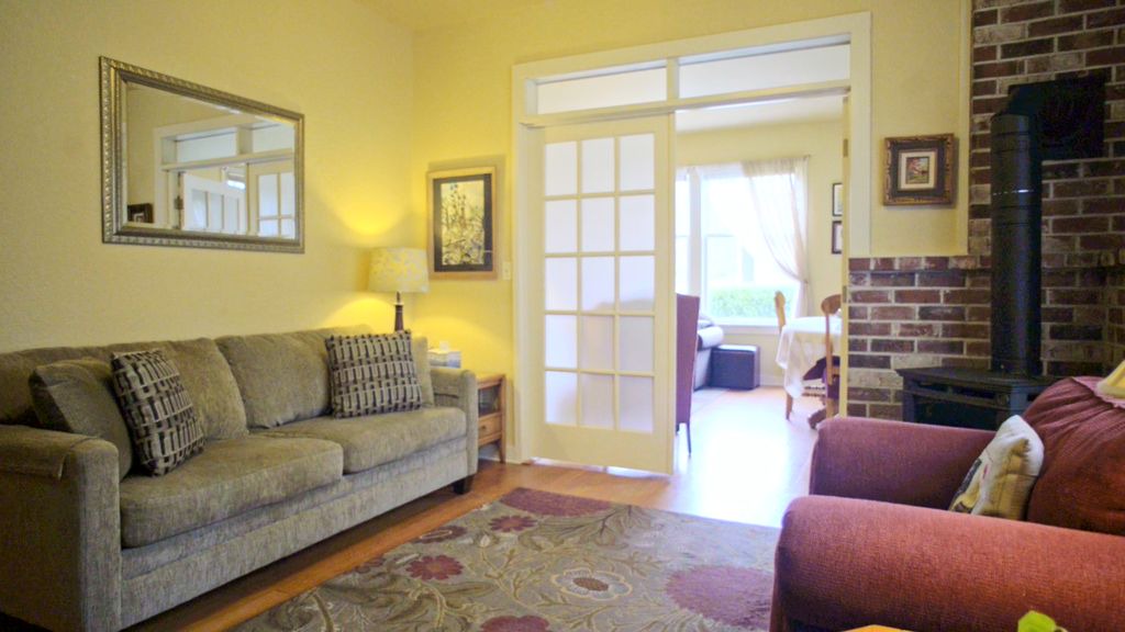 Photo of Livingroom in Port Gamble