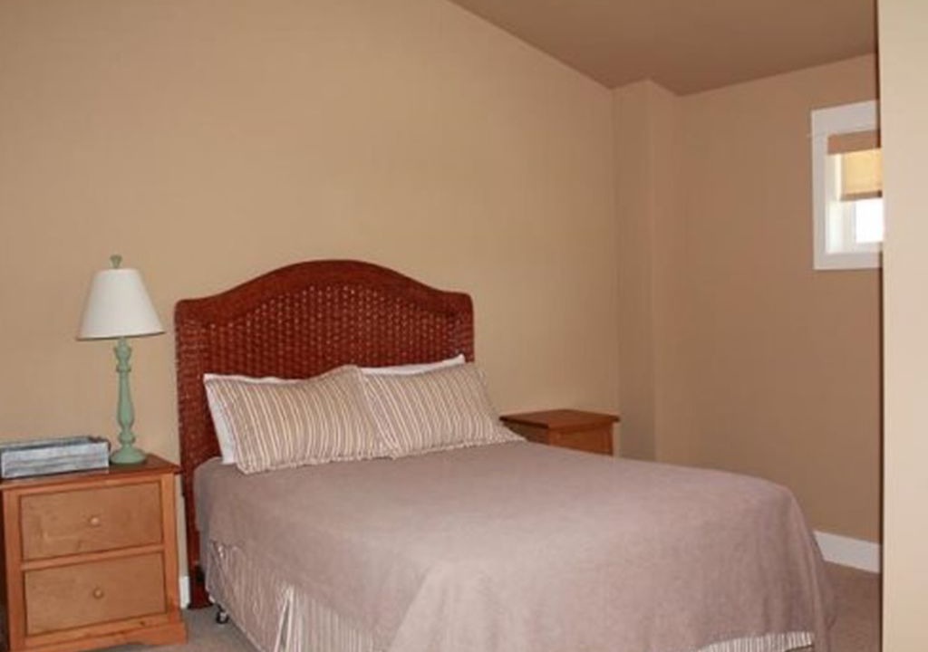 Photo of Bedroom in Oroville