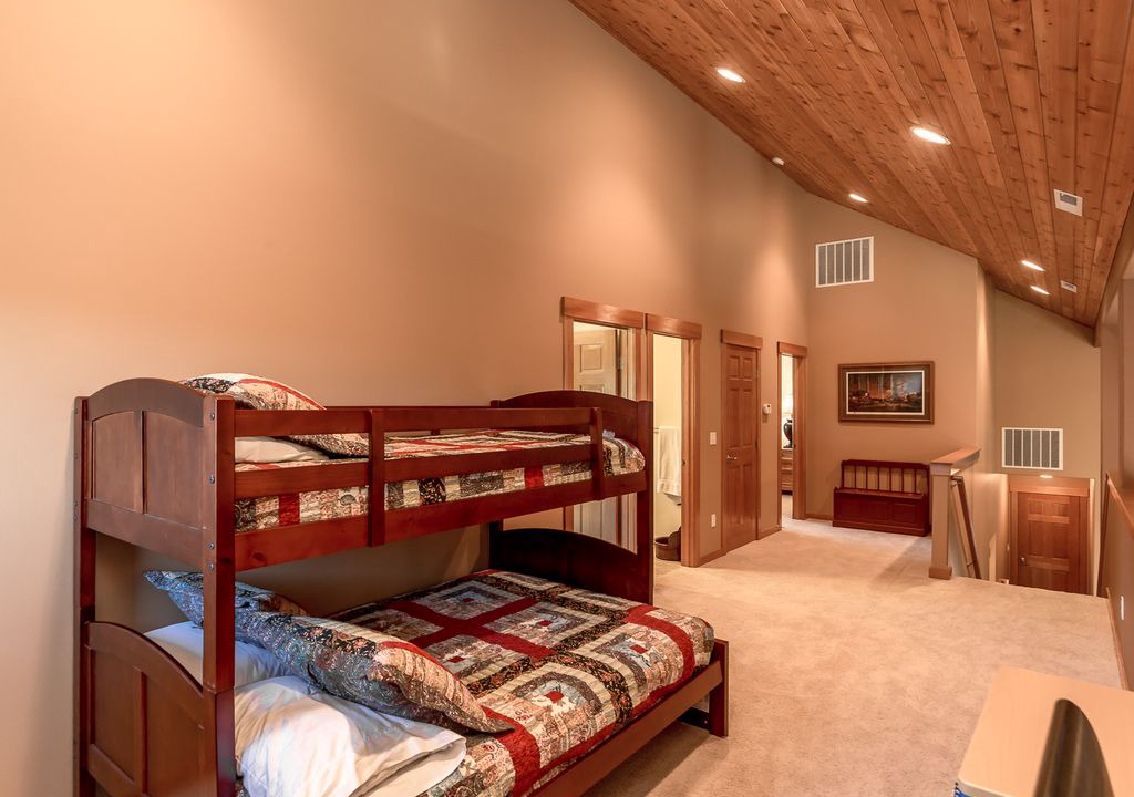 Photo of Bedroom in Ronald