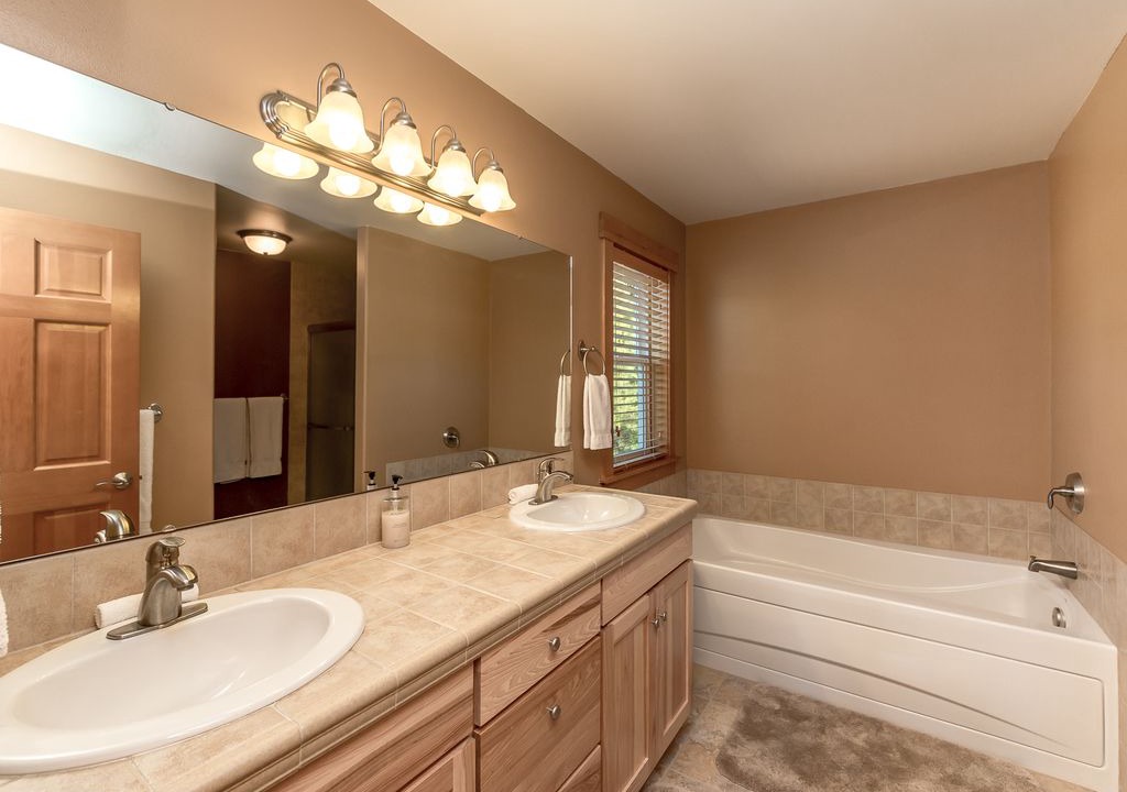Photo of Bathroom in Ronald