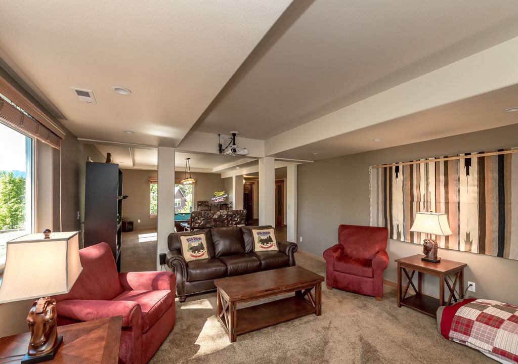 Photo of Livingroom in Ronald