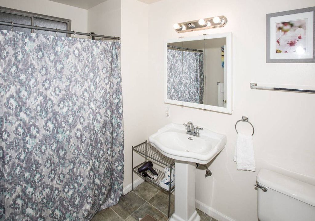 Photo of Bathroom in Green Lake