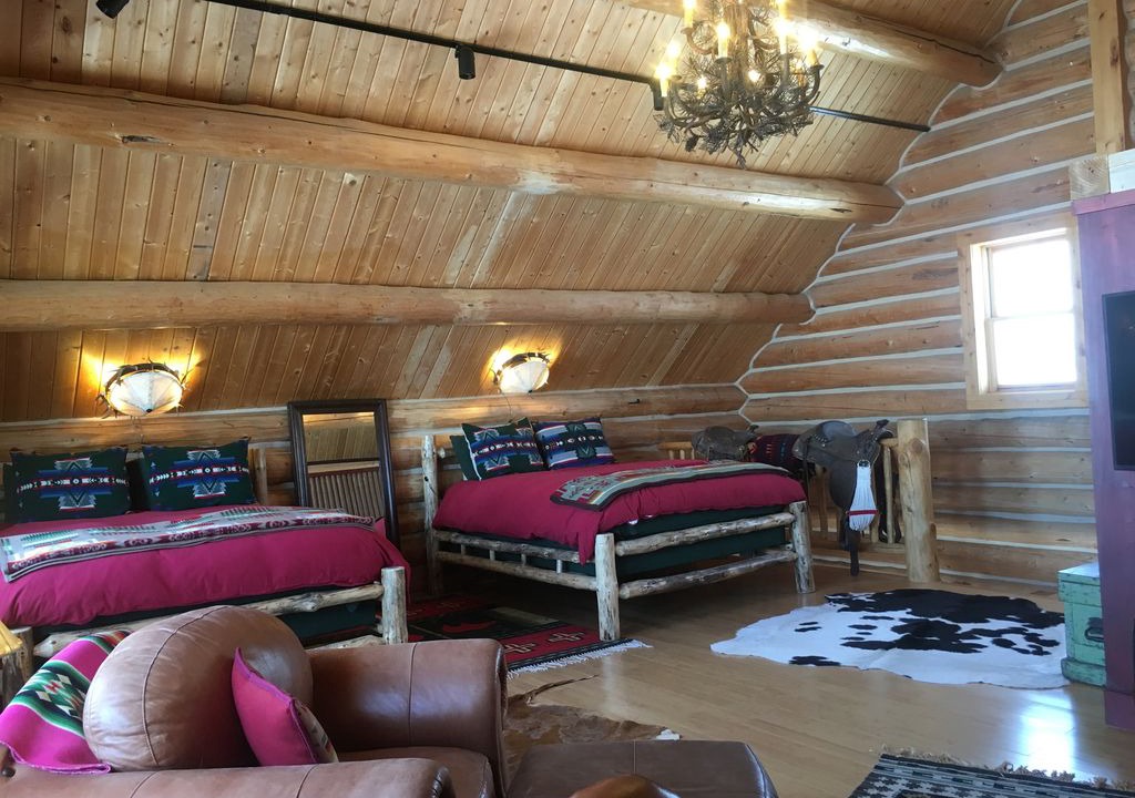 Photo of Livingroom in Victor