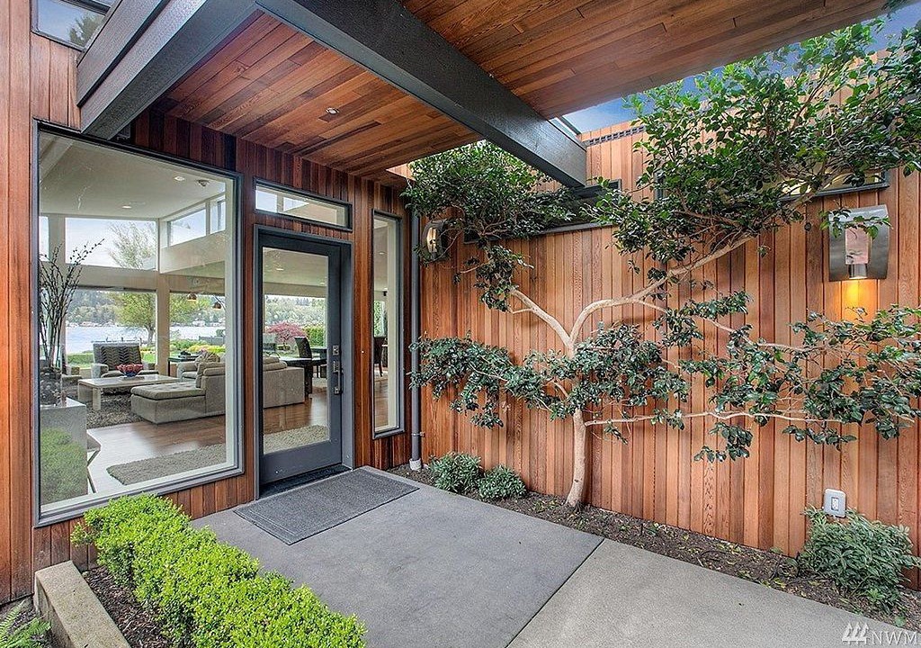 Photo of Buildings in Mercer Island
