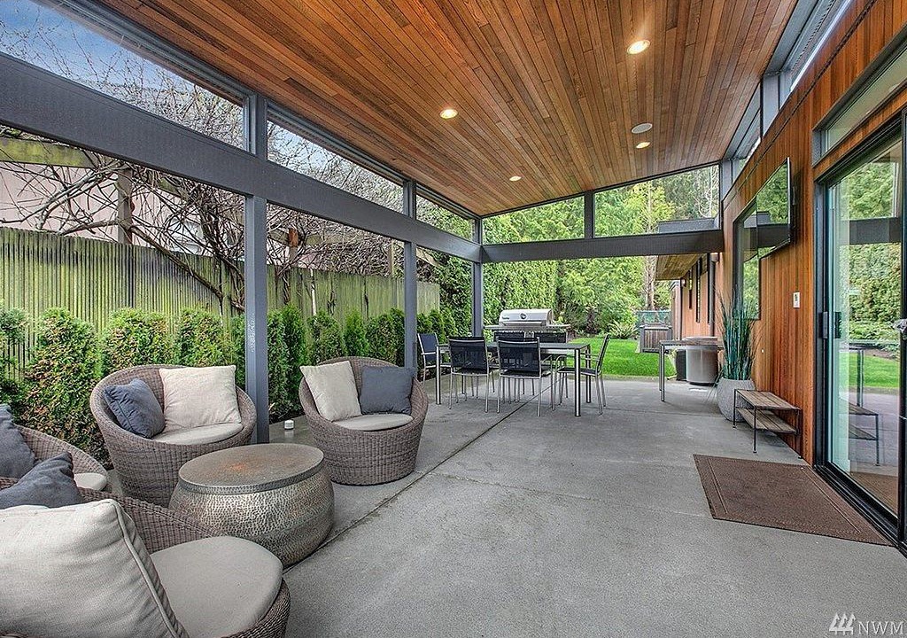 Photo of Patio Balcony in Mercer Island