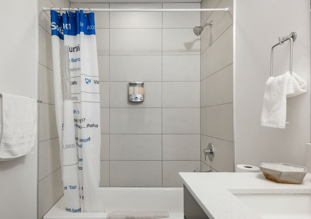 Photo of Bathroom in Squire Park