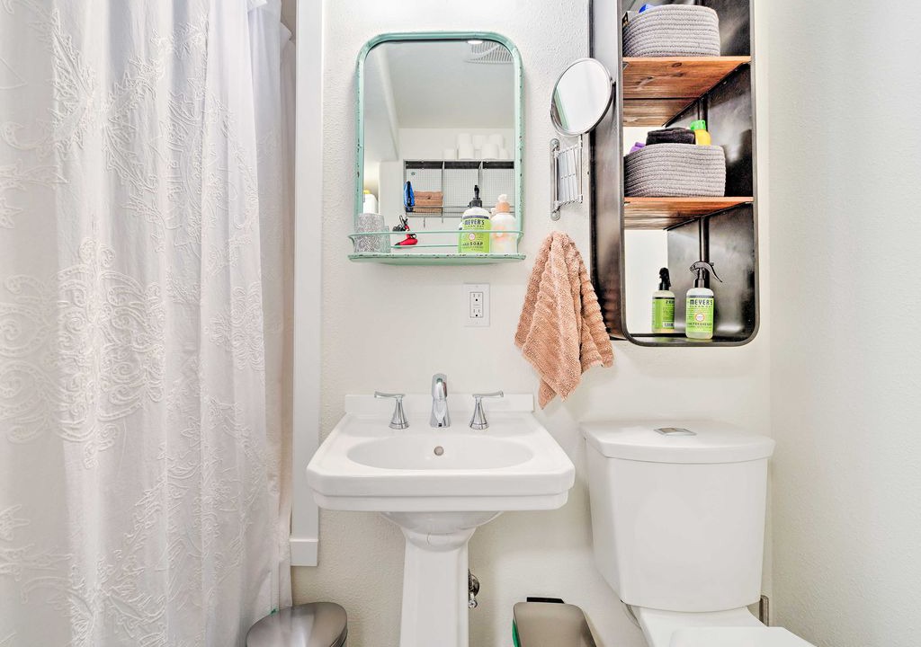 Photo of Bathroom in Clinton
