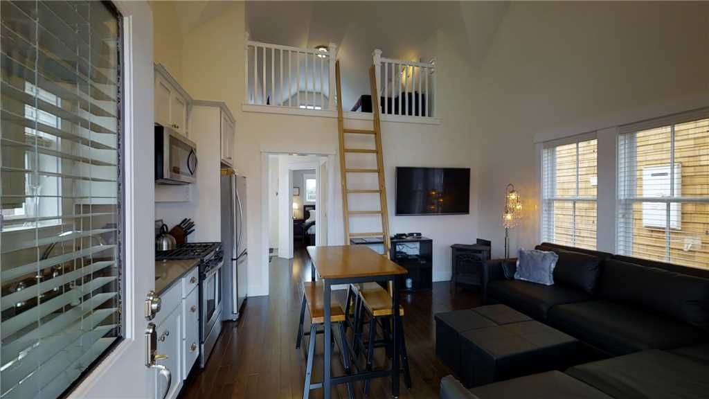 Photo of Livingroom in Seabrook