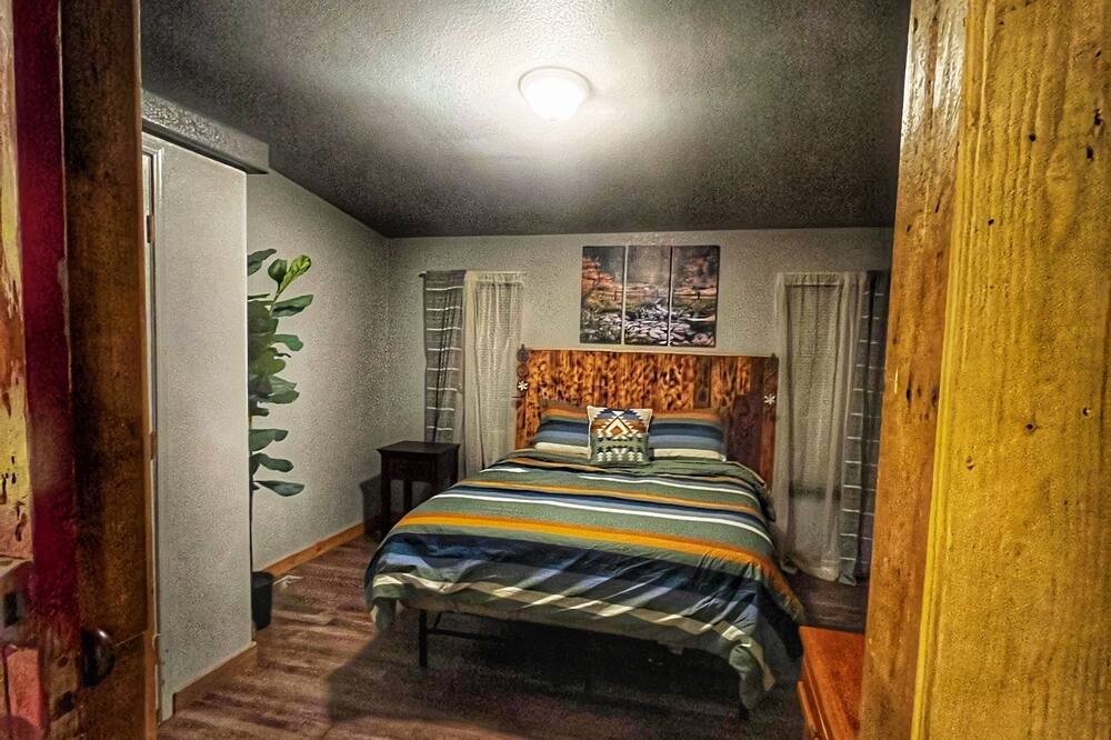 Photo of Bedroom in Idaho City