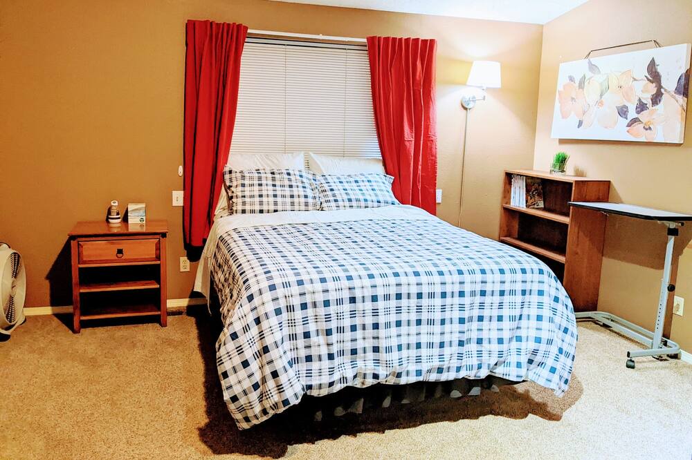 Photo of Bedroom in Gresham