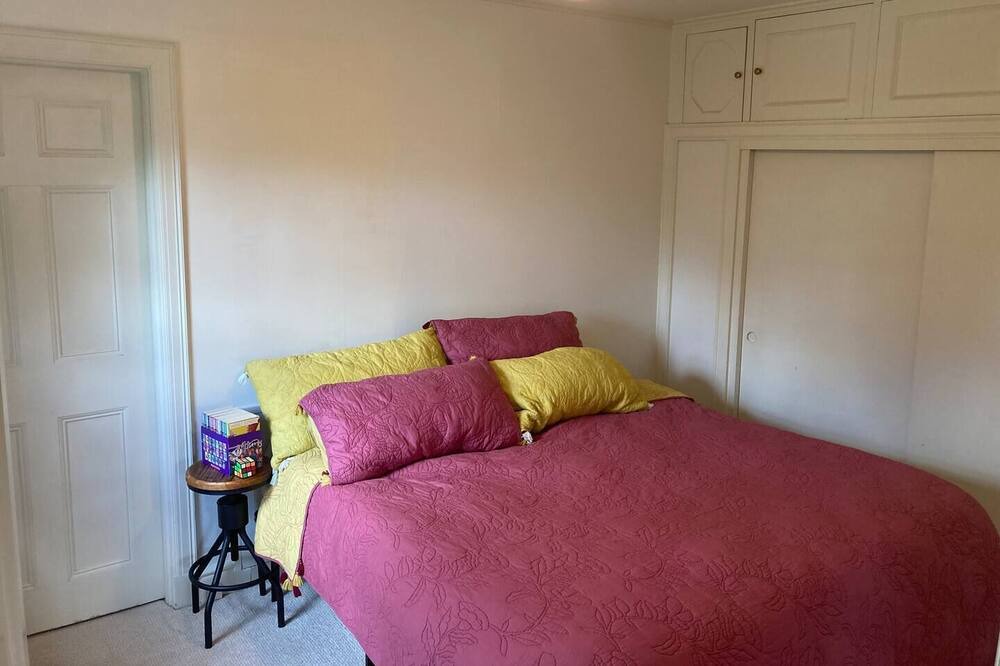 Photo of Bedroom in Bridlemile