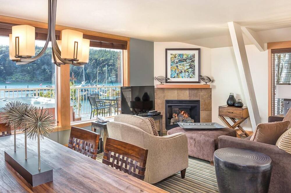Photo of Kitchen in Deer Harbor