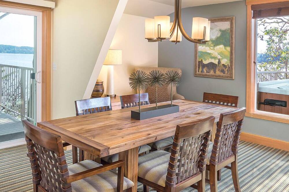 Photo of Livingroom in Deer Harbor