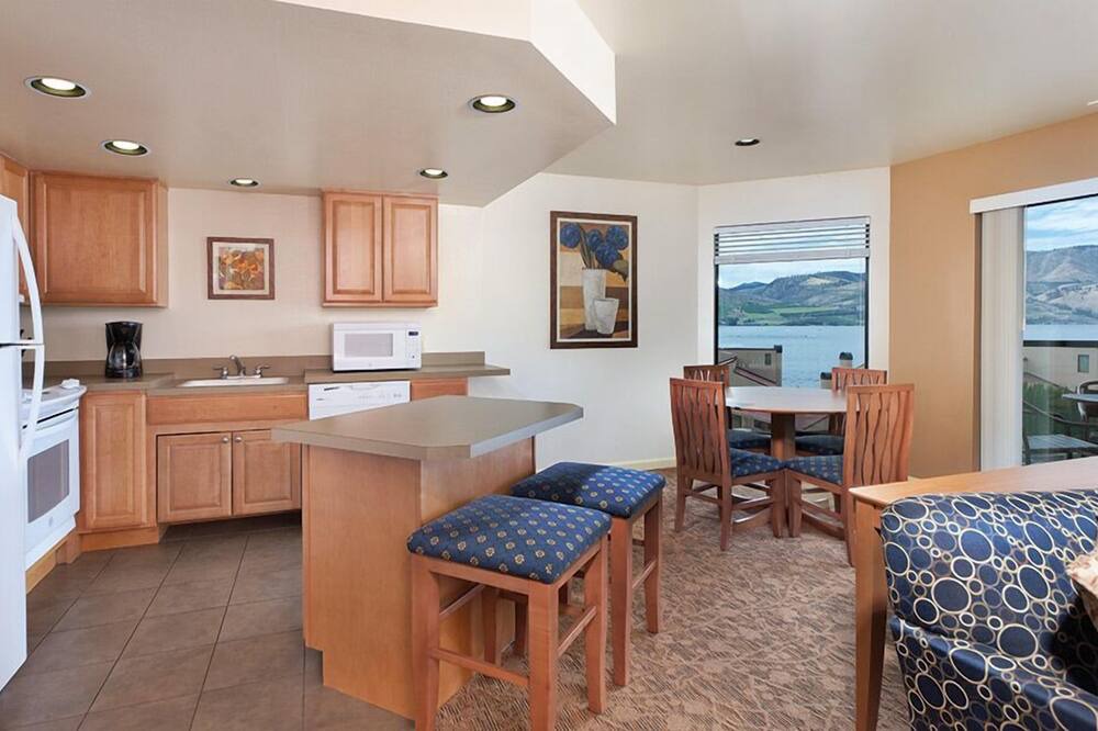 Photo of Kitchen in Chelan