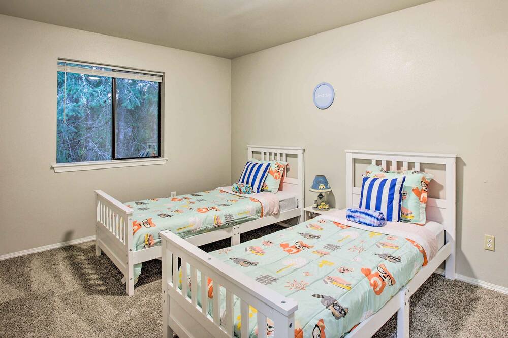 Photo of Bedroom in University Place