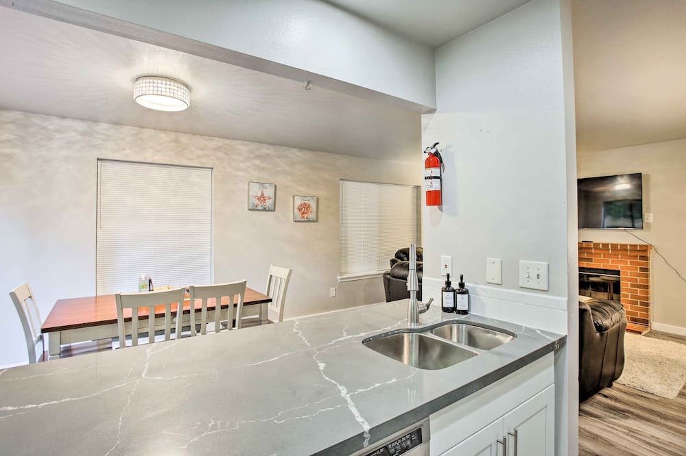 Photo of Kitchen in University Place