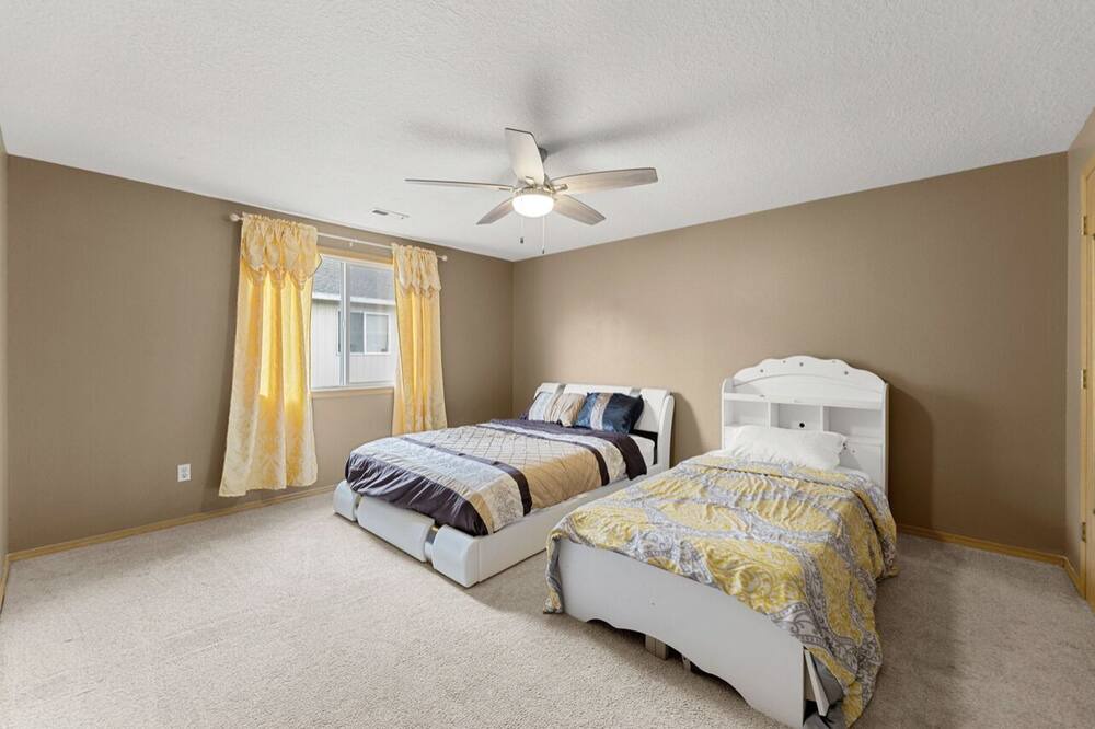 Photo of Bedroom in Pleasant Valley