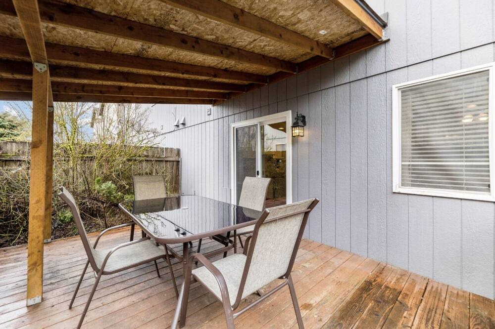 Photo of Outdoor in Pleasant Valley