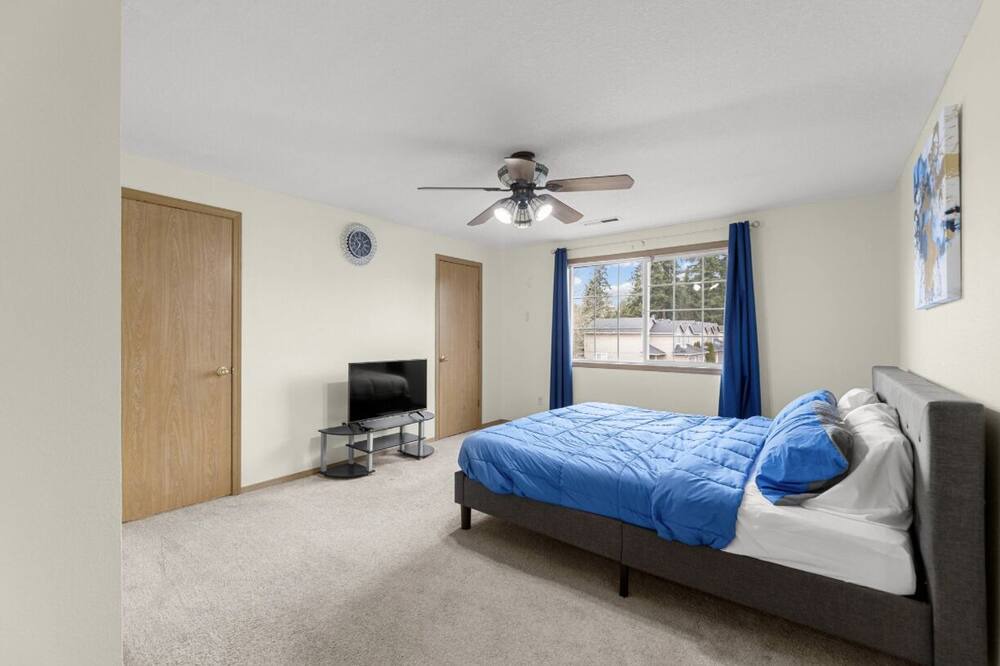 Photo of Bedroom in Pleasant Valley