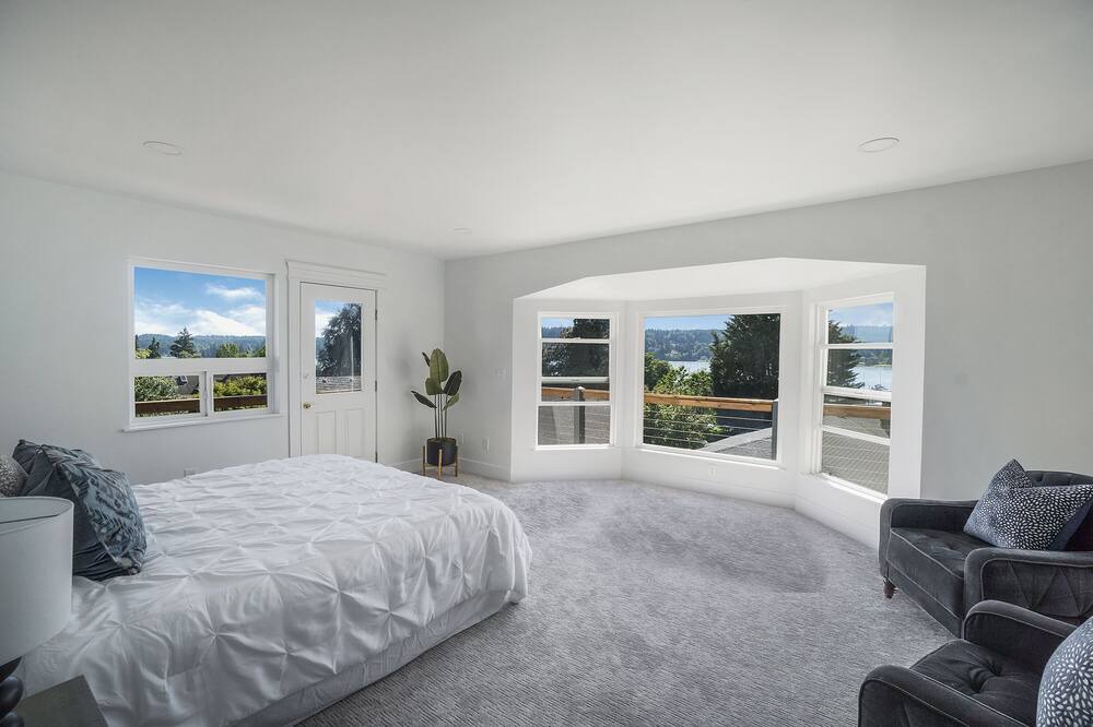 Photo of Bedroom in Poulsbo