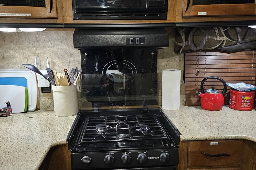 Photo of Kitchen in Lenore