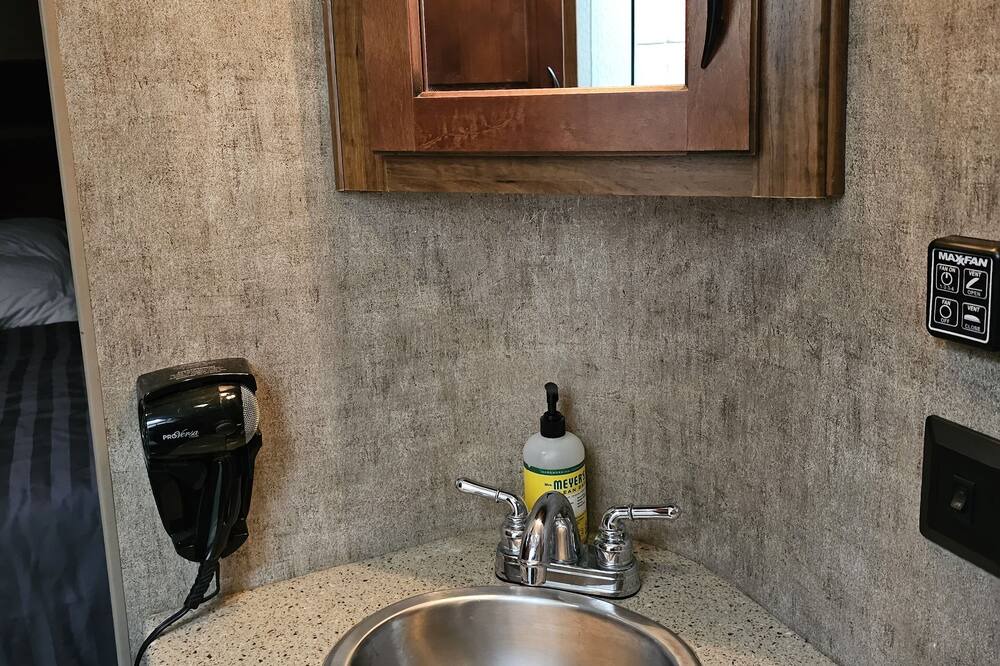 Photo of Bathroom in Lenore