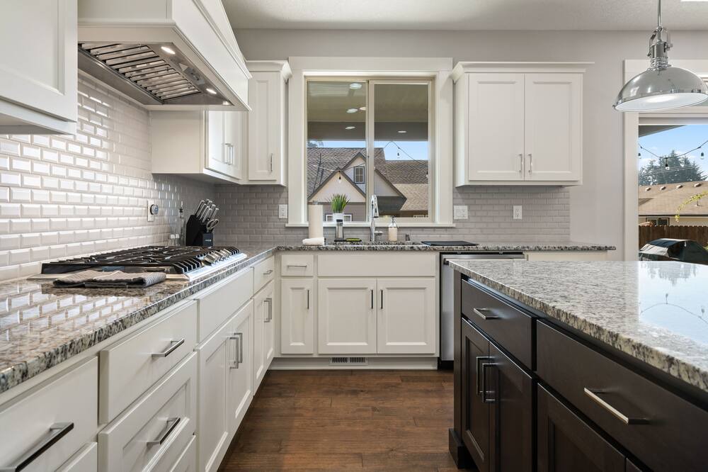Photo of Kitchen in Lake Shore
