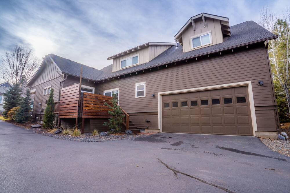 Photo of Outdoor in Westbrook Meadows