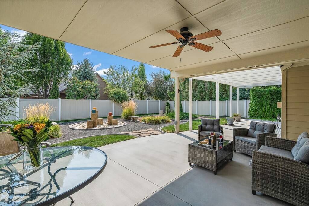 Photo of Patio Balcony in Meridian