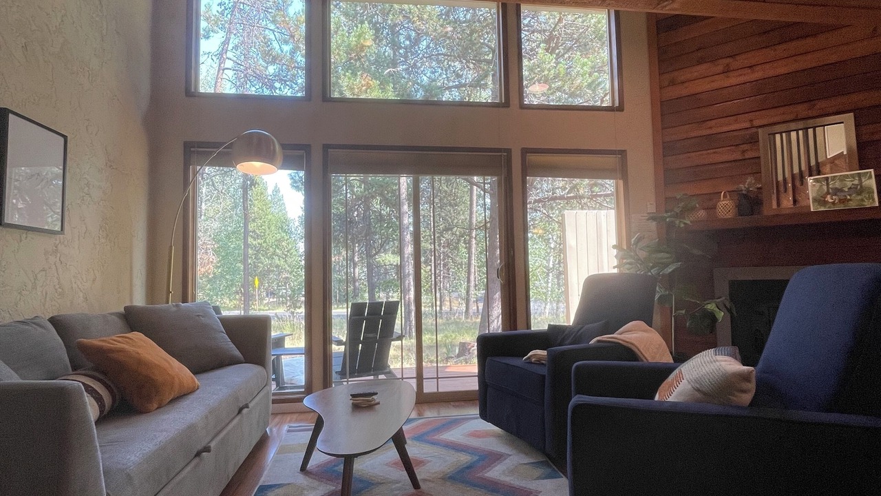 Photo of Livingroom in Three Rivers