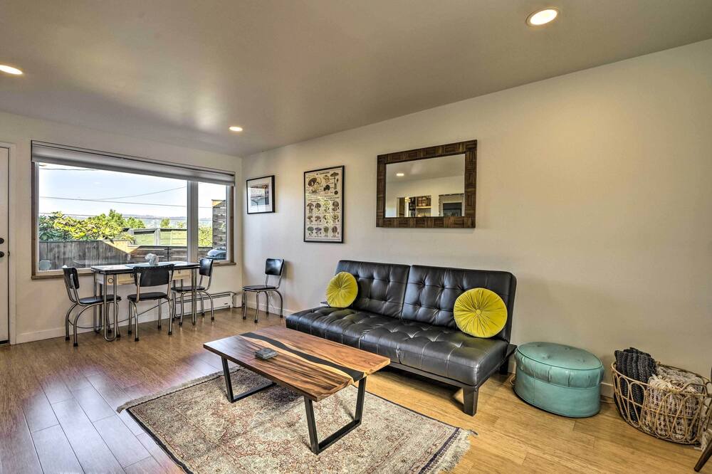 Photo of Livingroom in Lakeridge