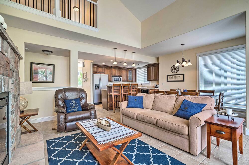 Photo of Livingroom in Oroville