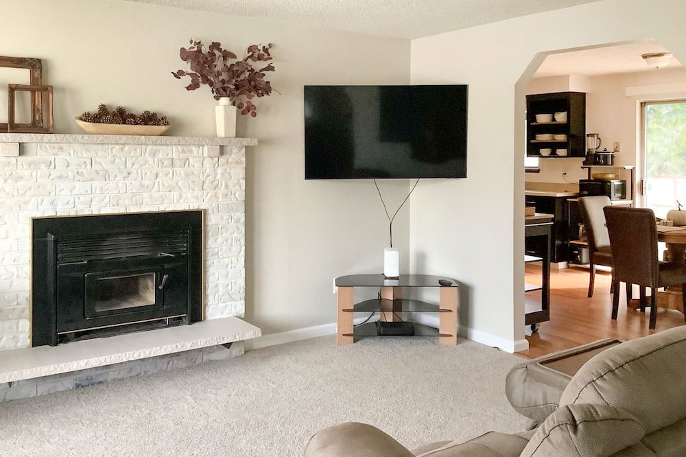 Photo of Bedroom in South Hill