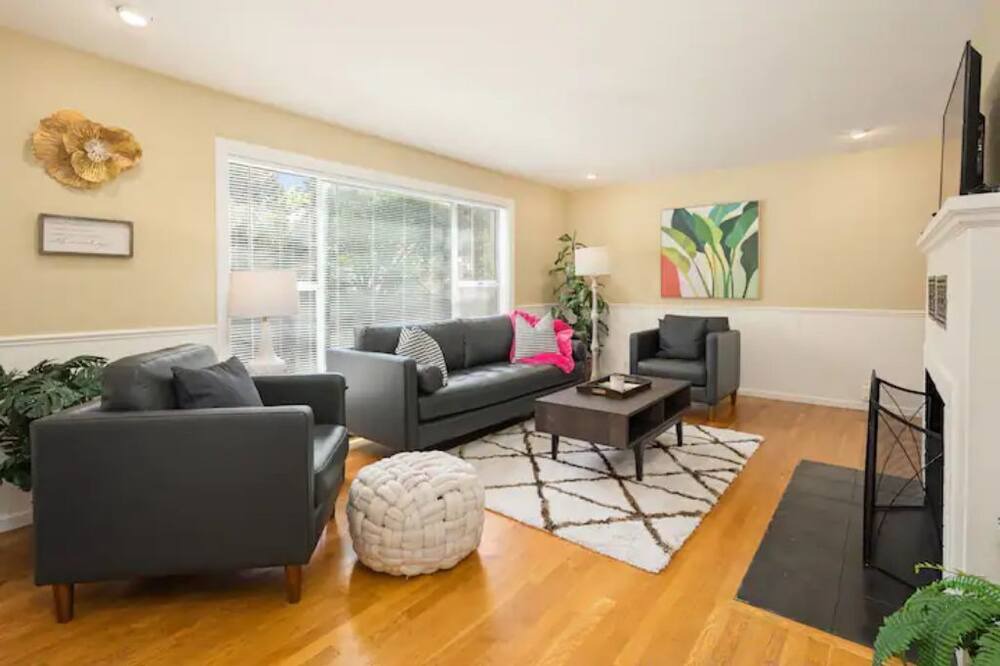 Photo of Livingroom in Greenwood