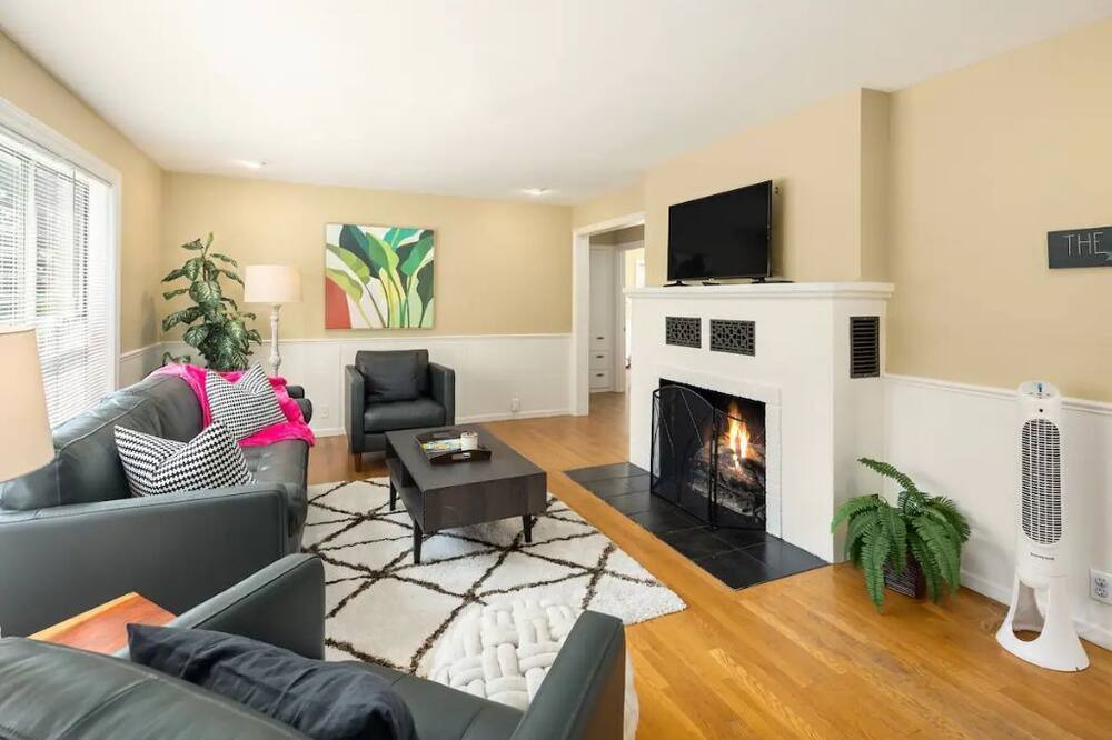 Photo of Livingroom in Greenwood
