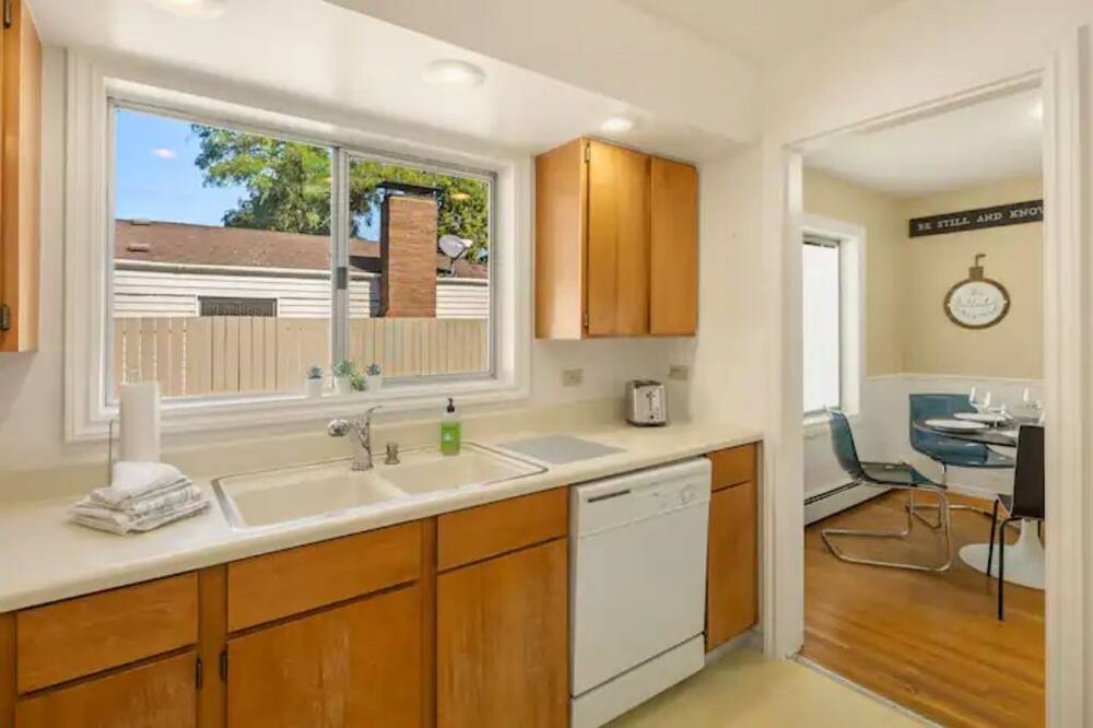 Photo of Bedroom in Greenwood