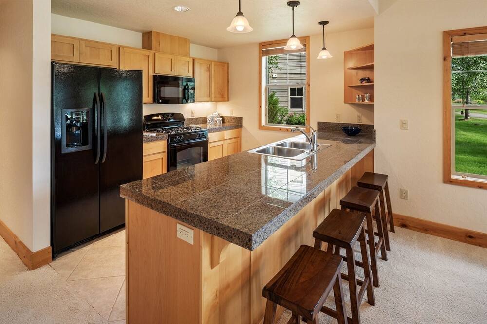 Photo of Kitchen in Dover Bay