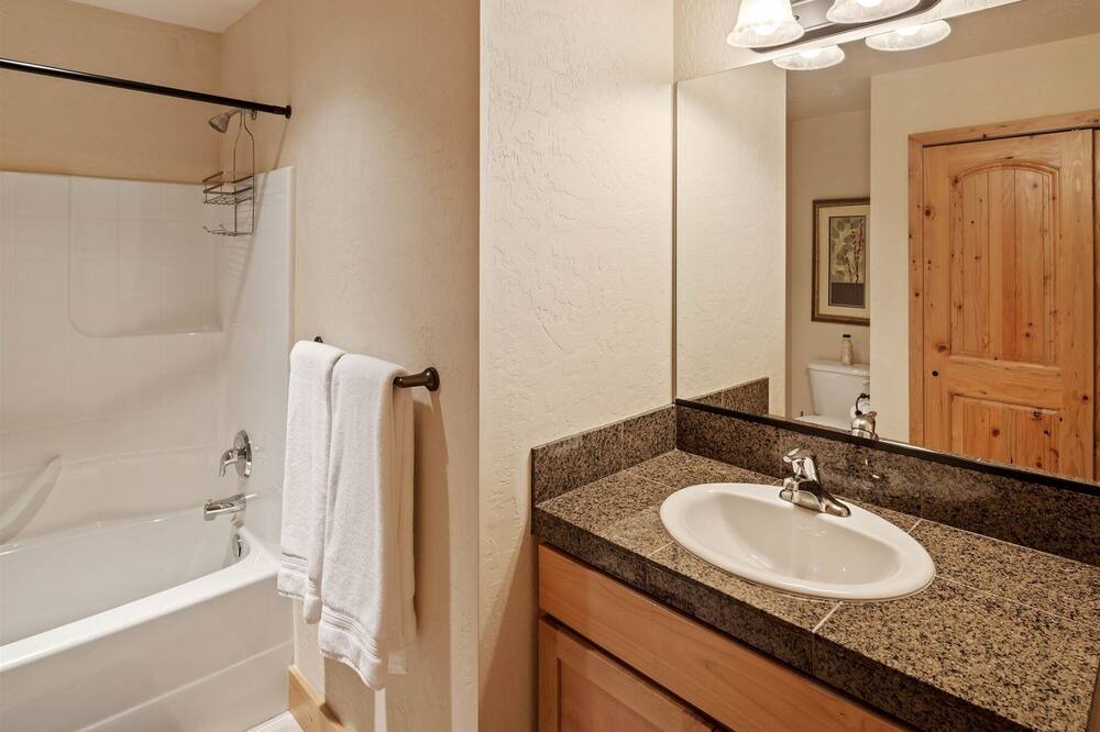 Photo of Bathroom in Dover Bay
