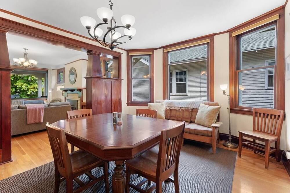 Photo of Livingroom in Manito