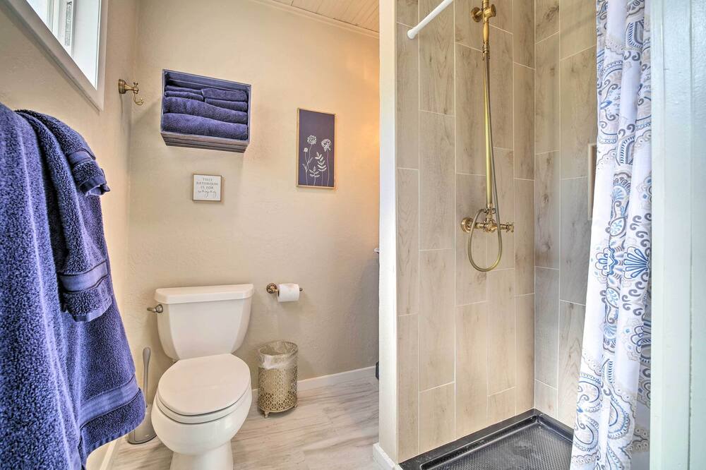 Photo of Bathroom in Mineral