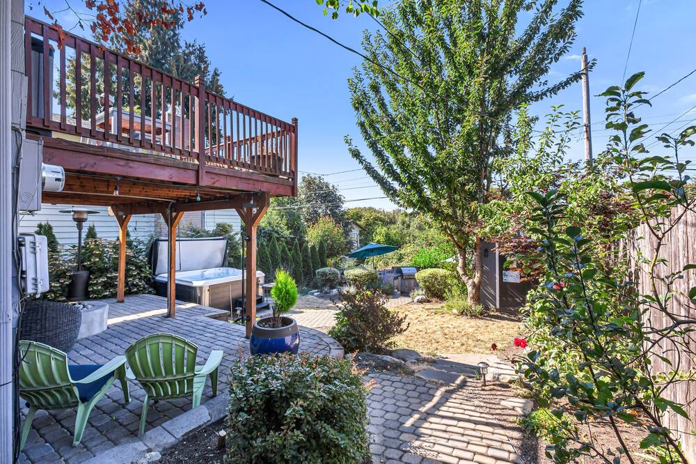 Photo of Patio Balcony in Mid-Beacon Hill