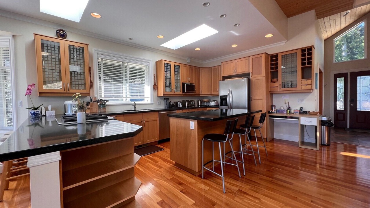 Photo of Kitchen in Point Roberts