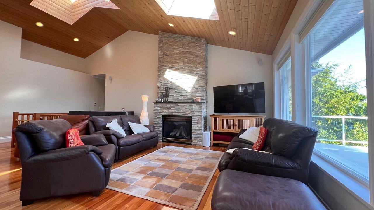 Photo of Livingroom in Point Roberts