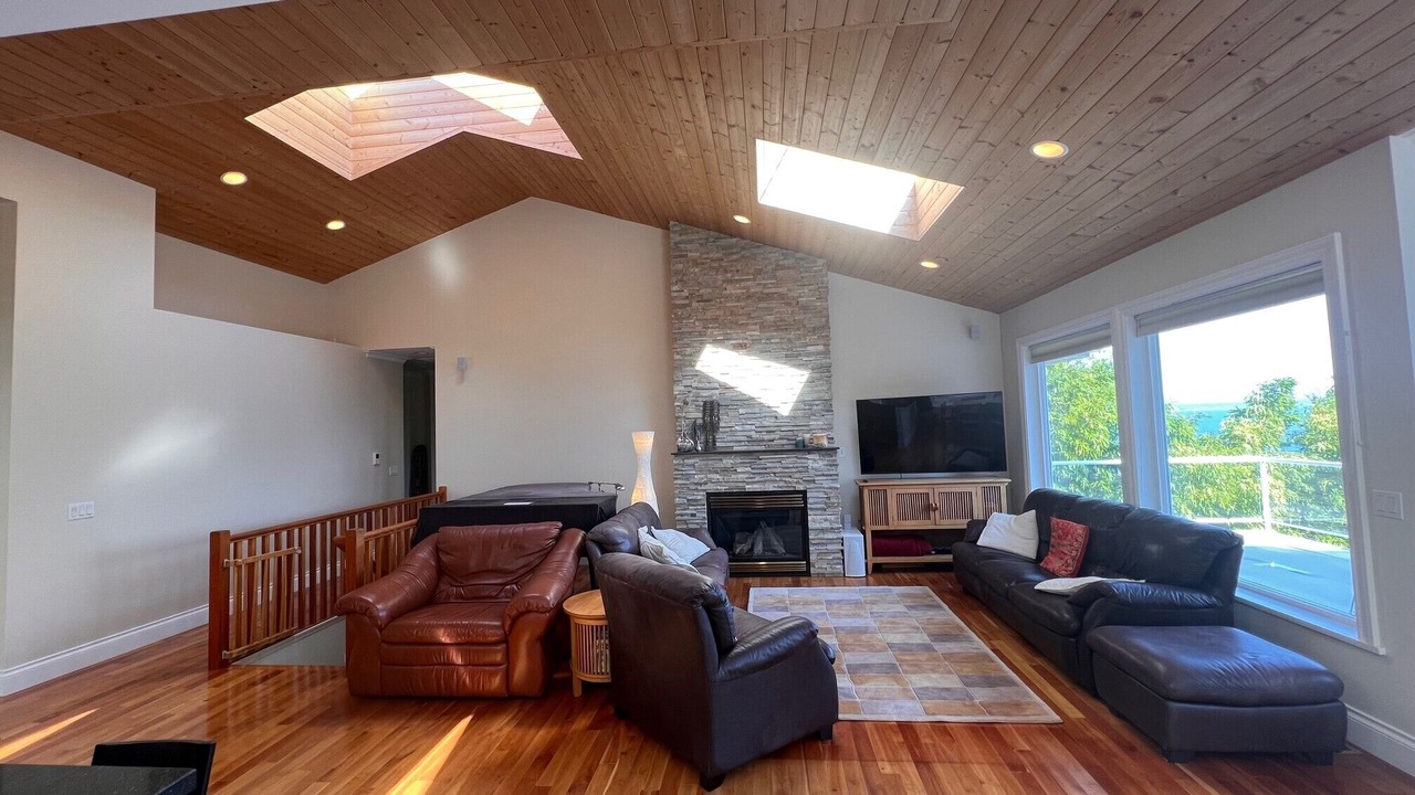 Photo of Livingroom in Point Roberts